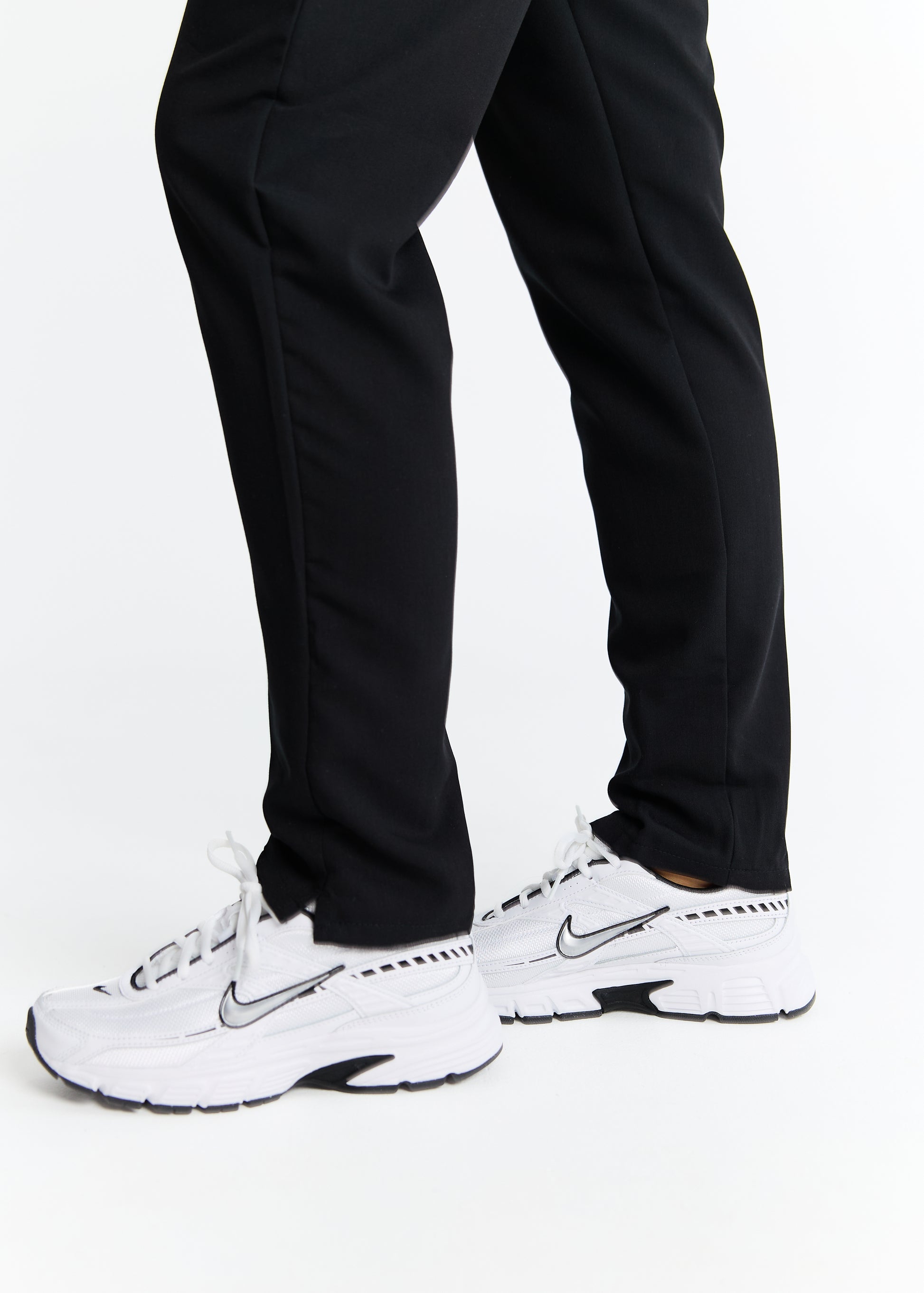 Venus - Slim Straight Leg Pant