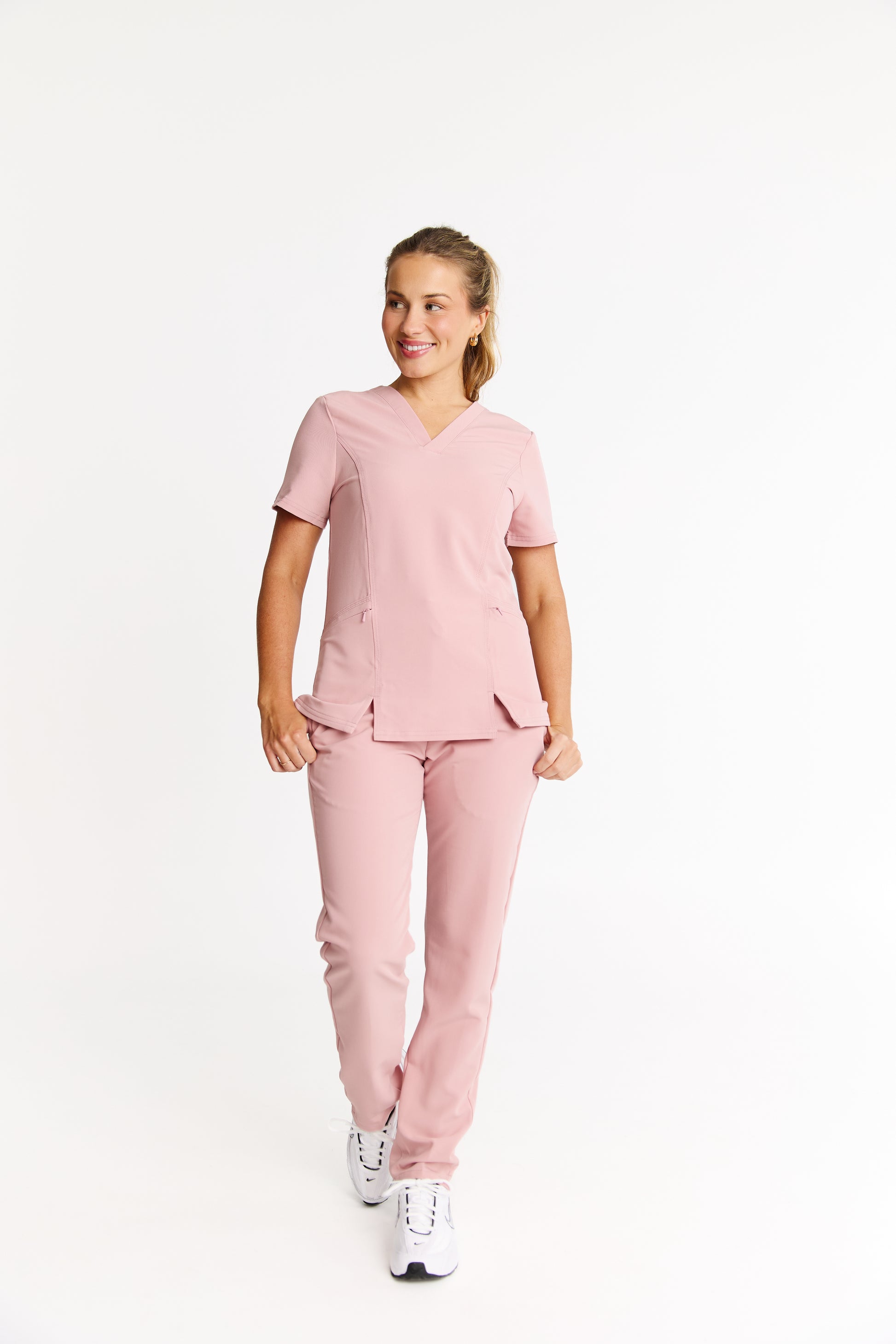 Luna - Slim Fit Scrub Top