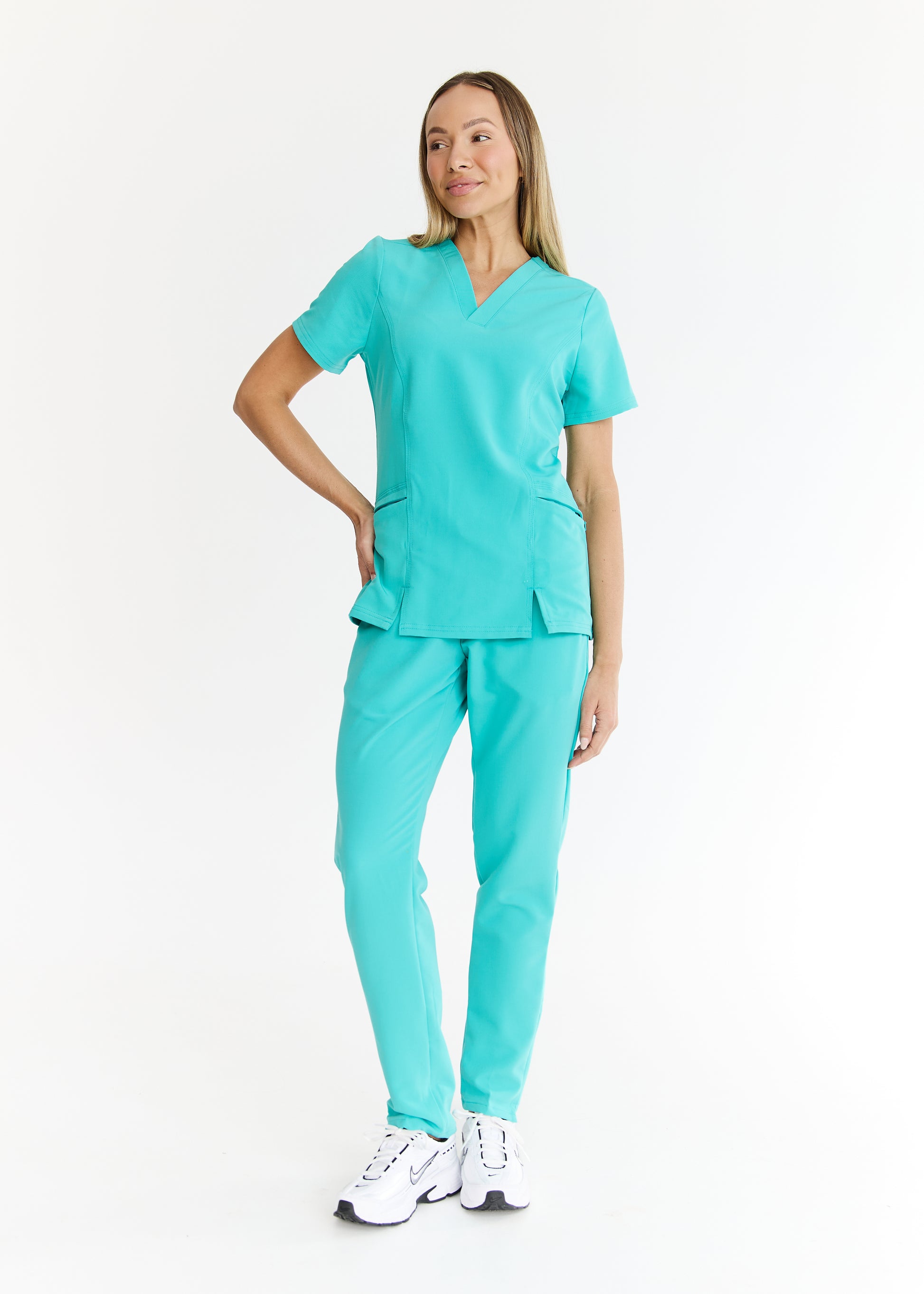 Luna - Slim Fit Scrub Top