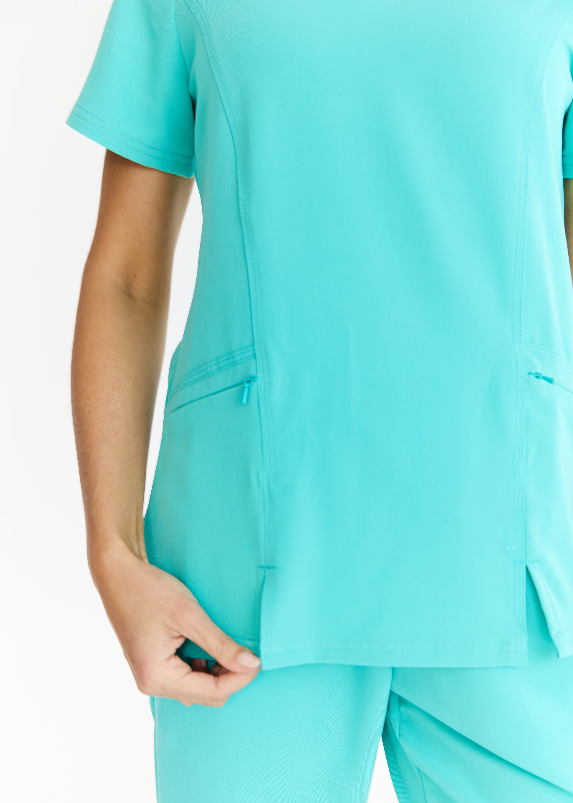 Luna - Slim Fit Scrub Top