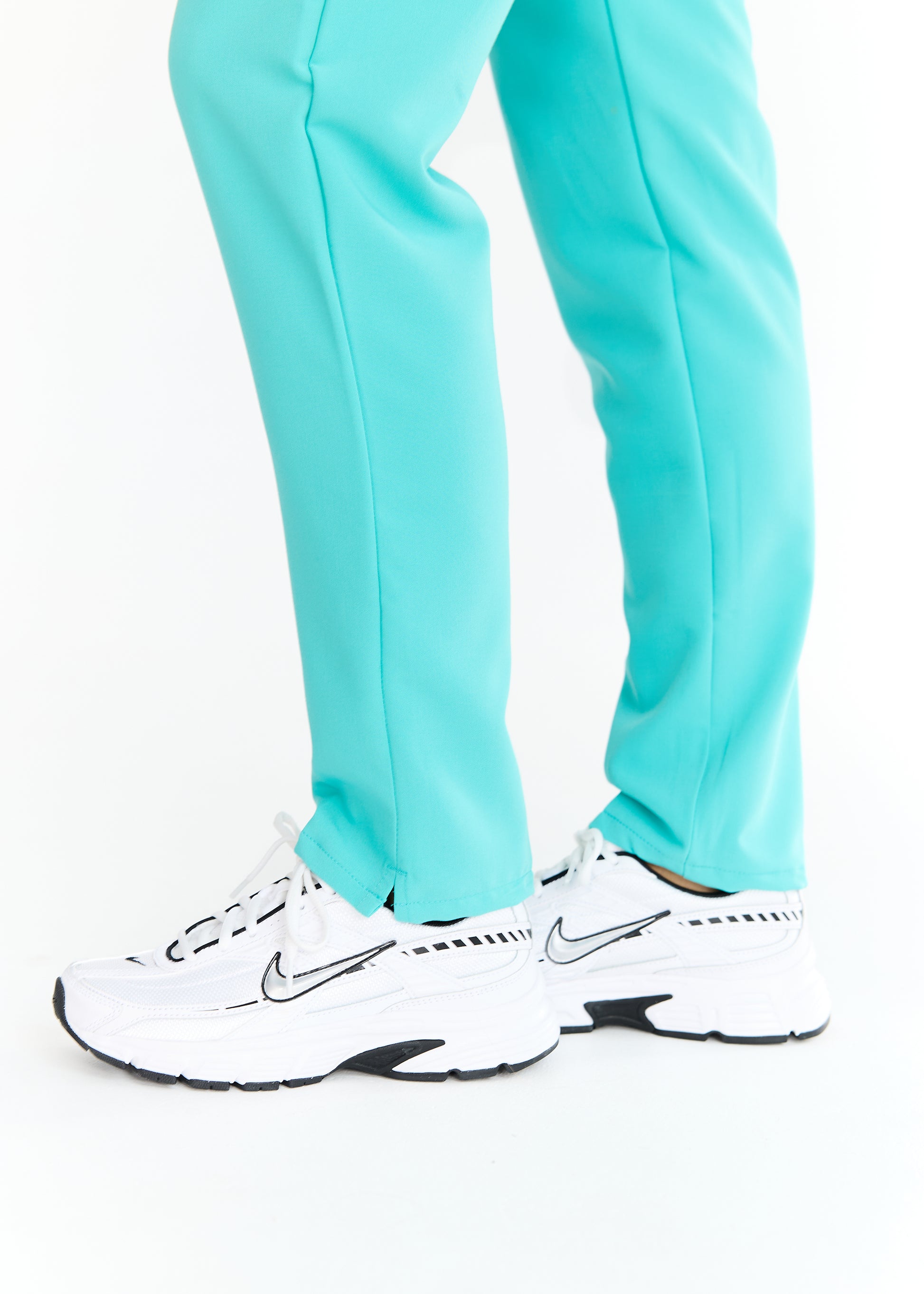 Venus - Slim Straight Leg Pant