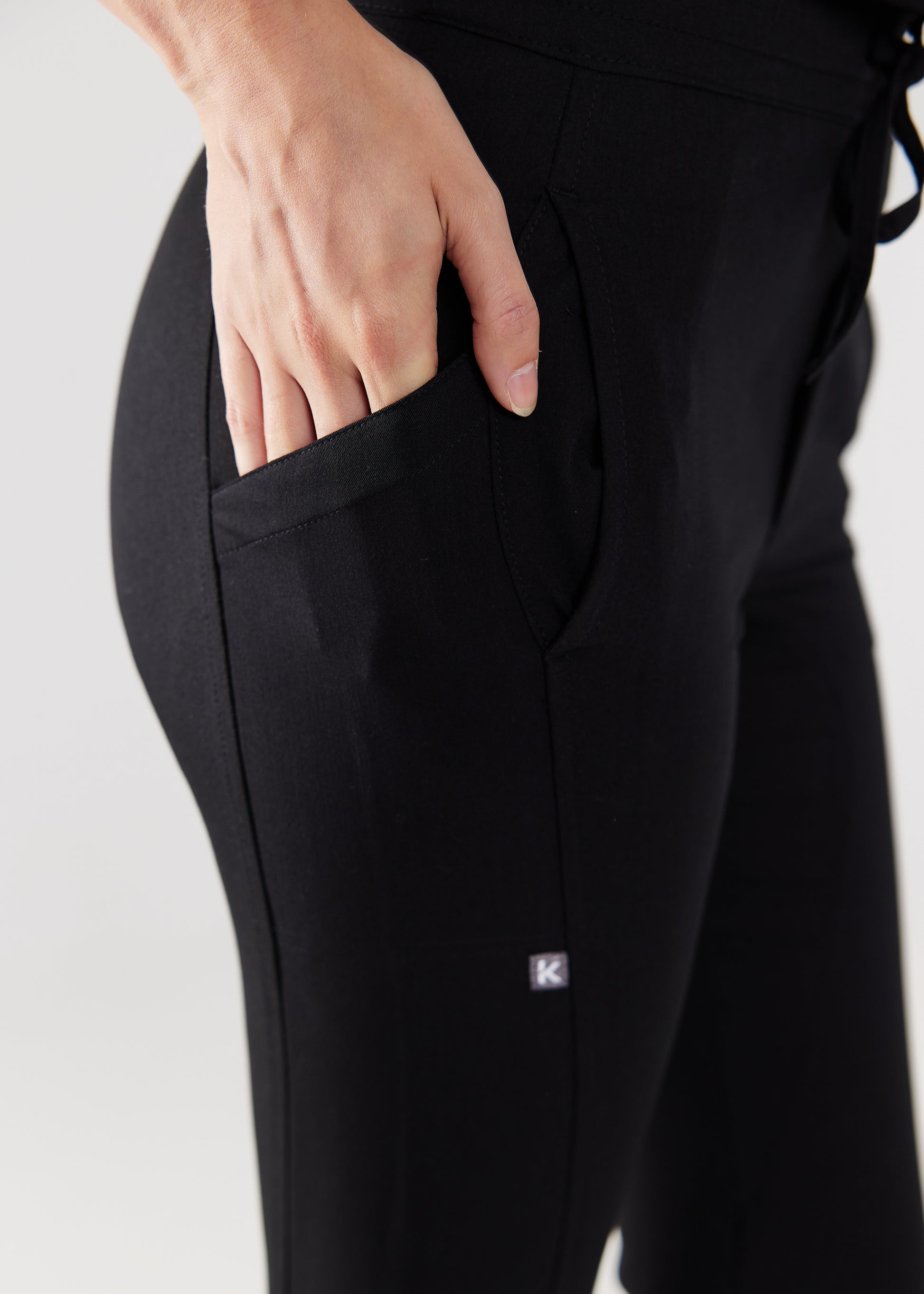 Byron - Slim Leg Pant